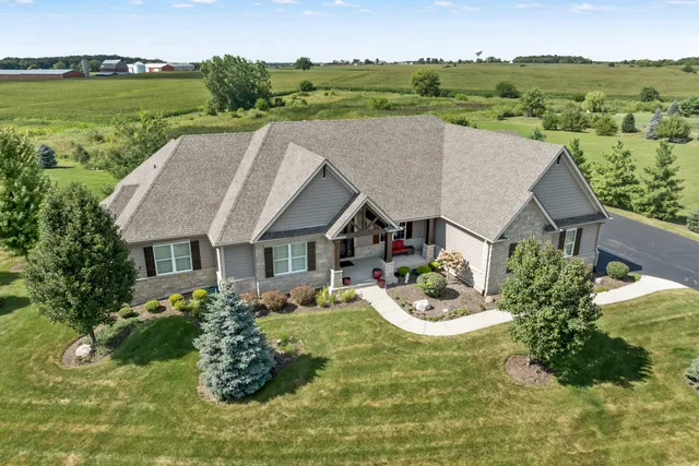 $860,000 | 45-w210 Timberview Drive, Hampshire, IL 60140