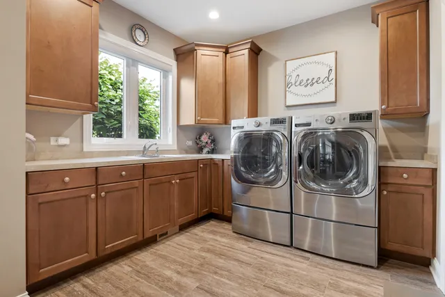 $860,000 | 45-w210 Timberview Drive, Hampshire, IL 60140