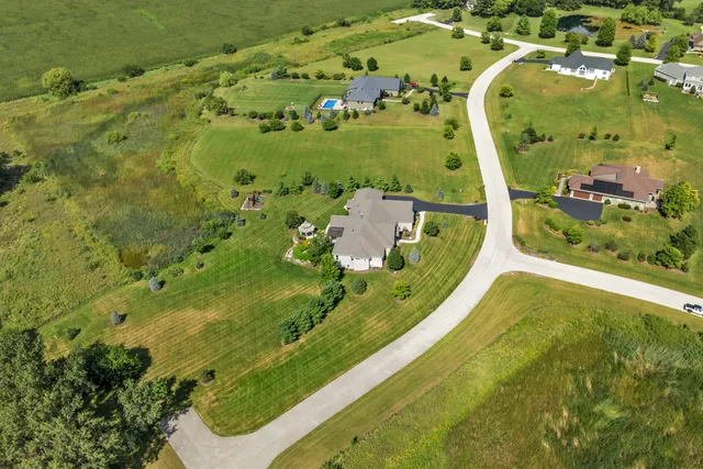 $860,000 | 45-w210 Timberview Drive, Hampshire, IL 60140