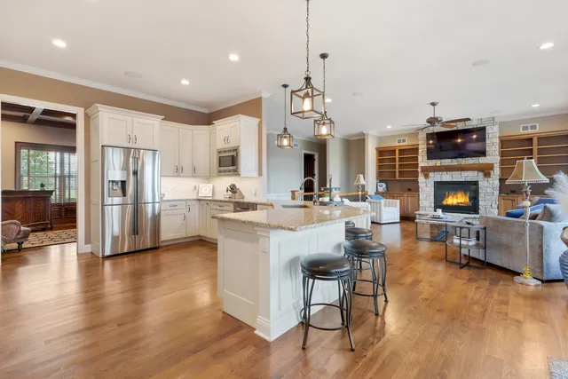 $860,000 | 45-w210 Timberview Drive, Hampshire, IL 60140