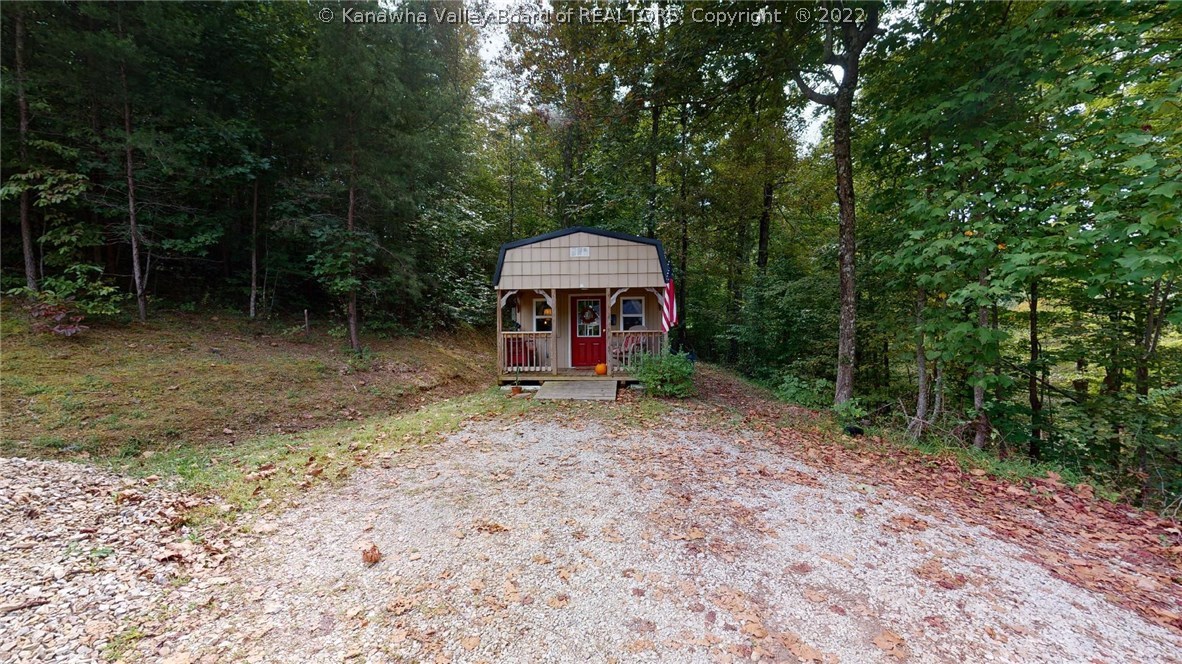 618 Bowles Dodson Road Red House, WV 25168 - Photo 33 of 36 Gallery Image 33