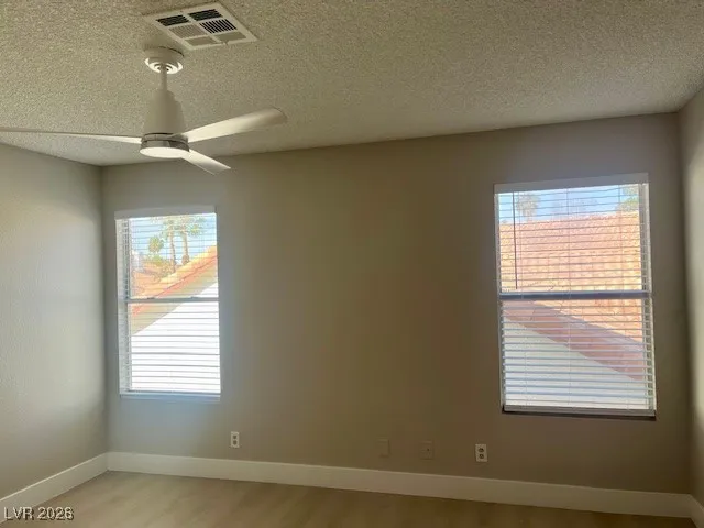 $2,050 | 215 Pocahontas Court, Henderson, NV 89074