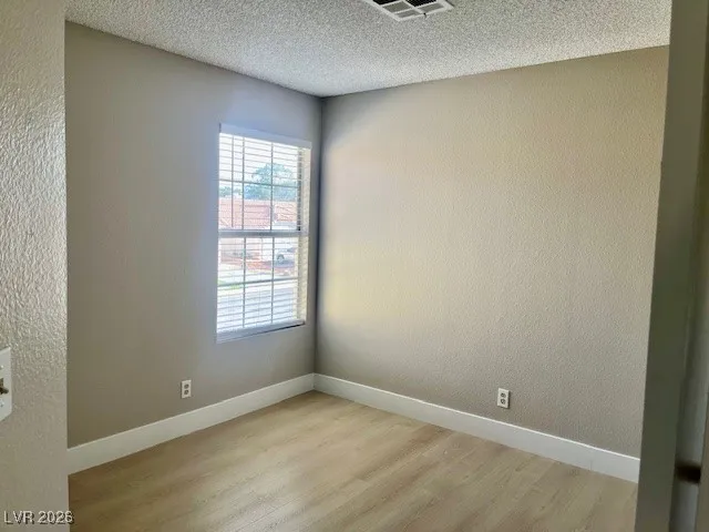 $2,050 | 215 Pocahontas Court, Henderson, NV 89074