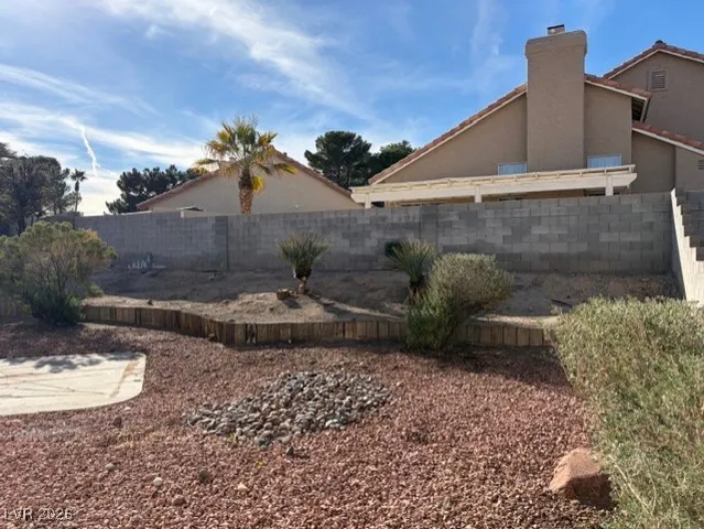 $2,050 | 215 Pocahontas Court, Henderson, NV 89074