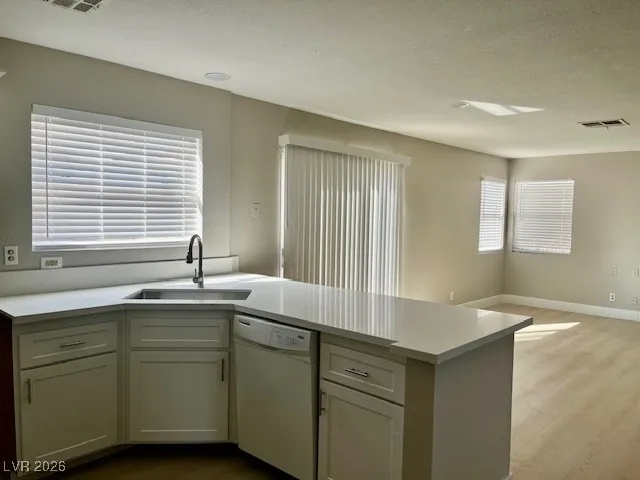 $2,050 | 215 Pocahontas Court, Henderson, NV 89074