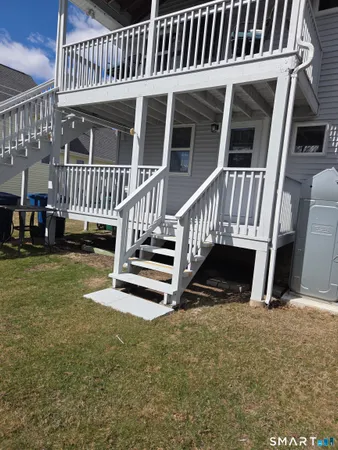 $1,400 | 30 Nichols Lane, Waterford, CT 06385