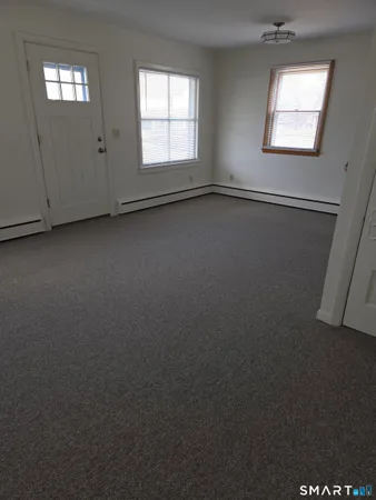 $1,400 | 30 Nichols Lane, Waterford, CT 06385