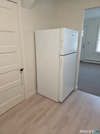 $1,400 | 30 Nichols Lane, Waterford, CT 06385