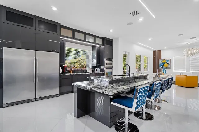 $999,000 | 682 Cresta Circle, West Palm Beach, FL 33413