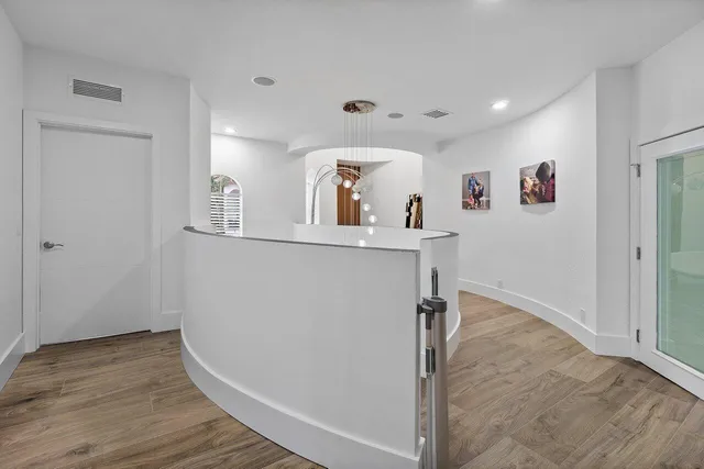 $999,000 | 682 Cresta Circle, West Palm Beach, FL 33413