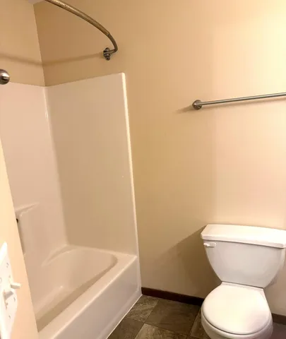 $1,350 | 1706 Lincoln Avenue, Unit 2, Montevideo, MN 56265