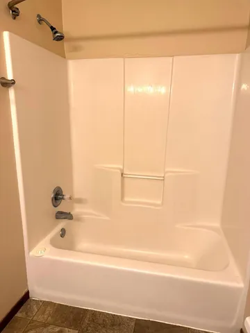 $1,350 | 1706 Lincoln Avenue, Unit 2, Montevideo, MN 56265