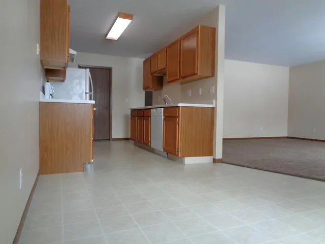 $1,350 | 1706 Lincoln Avenue, Unit 2, Montevideo, MN 56265