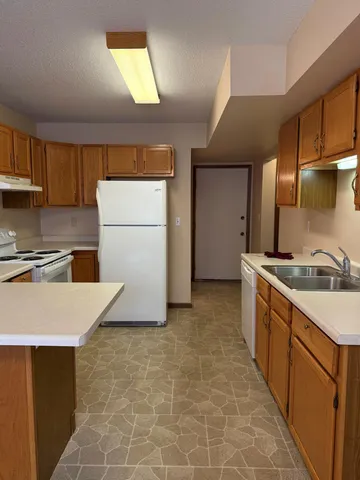 $1,350 | 1706 Lincoln Avenue, Unit 2, Montevideo, MN 56265