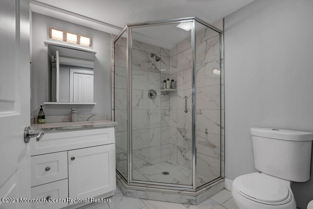 39 Schanck Road Holmdel, NJ 07733 - Photo 14 of 16 053_dsc02890