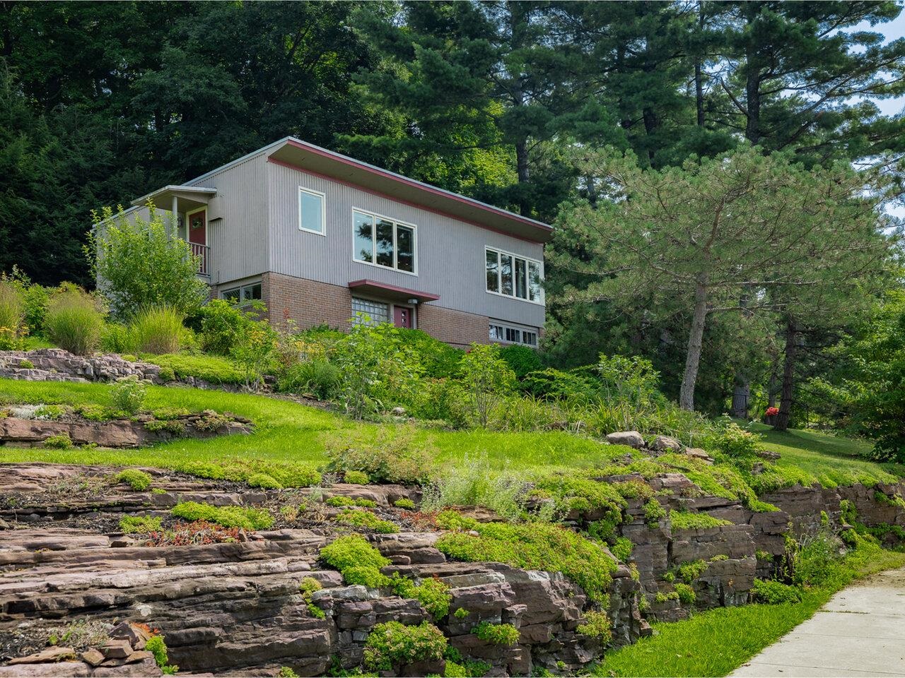 22 Deforest Road Burlington, VT 05401 - Photo 28 of 40 Gallery Image 28