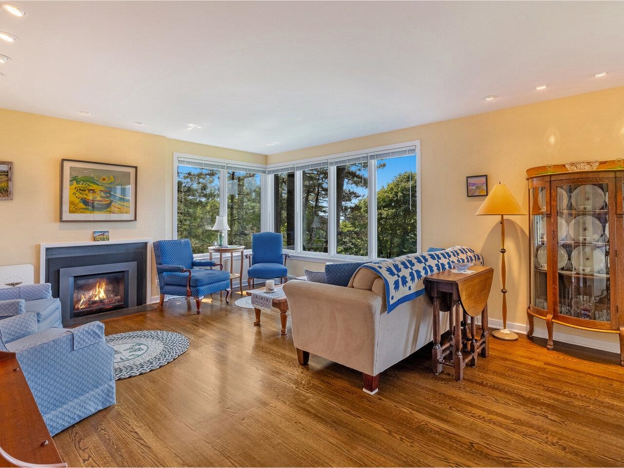 22 Deforest Road Burlington, VT 05401 - Photo 8 of 40 Gallery Image 8