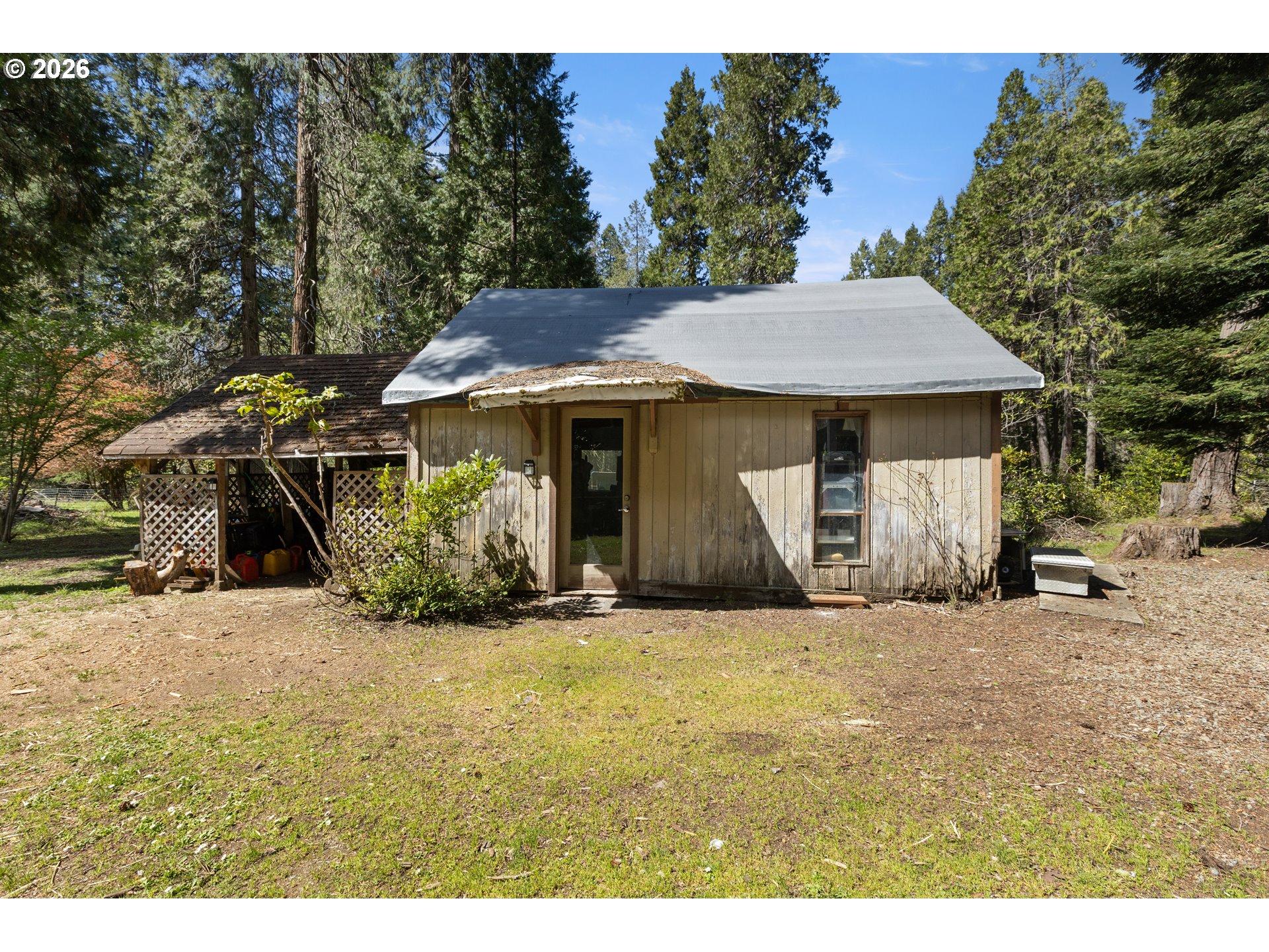 1293 Starveout Creek Road Azalea, OR 97410 - Photo 39 of 48 Coop
