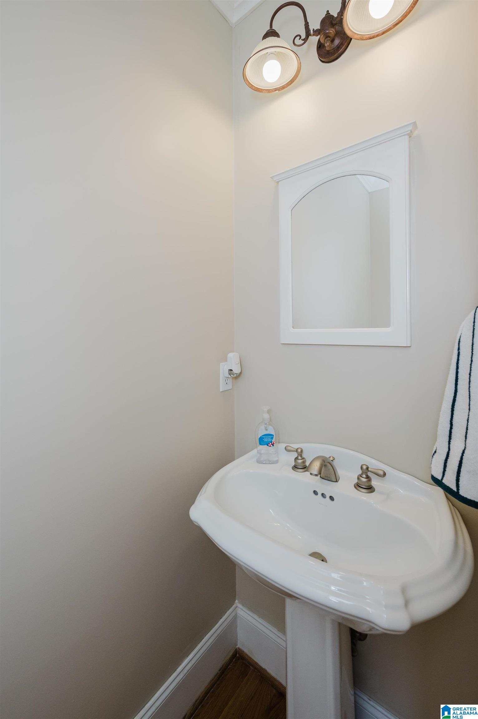 4586 South Shades Crest Road Bessemer, AL 35022 - Photo 23 of 60