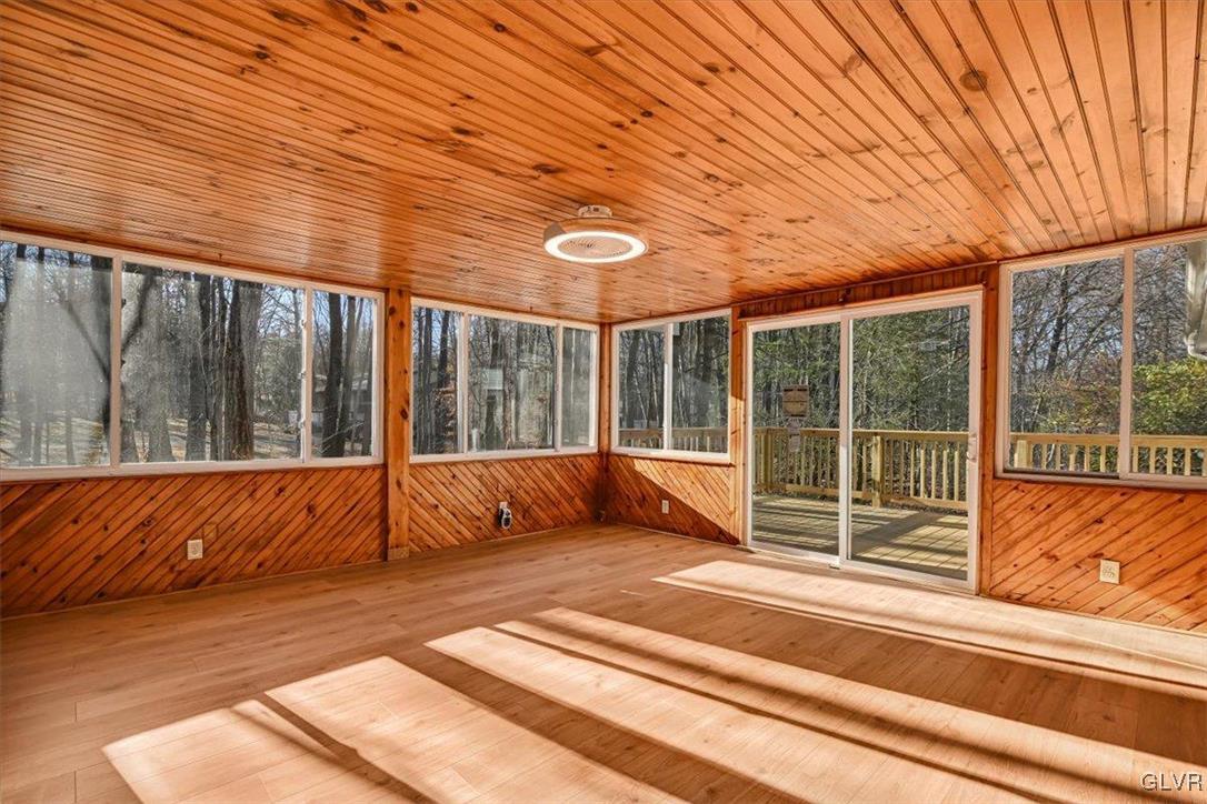 218 Sundance Road Effort, PA 18330 - Photo 27 of 65 Sunroom