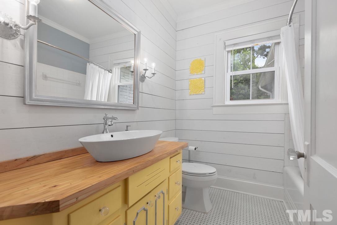4508 Rolesville Road Wendell, NC 27591 - Photo 15 of 28 1st floor hall bath
