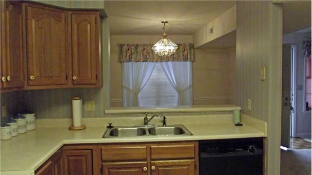 118 Pepper Ridge Circle Antioch, TN 37013 - Photo 4 of 20 Pass through from kitchen to the formal dining room