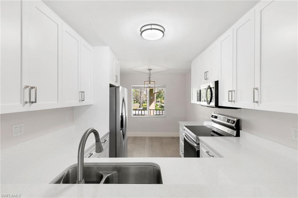 520 Augusta Boulevard, Unit B204 Naples, FL 34113 - Photo 7 of 19