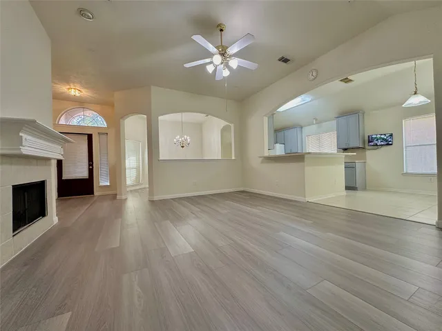 $389,000 | 15102 Millers Run Lane, Sugar Land, TX 77498