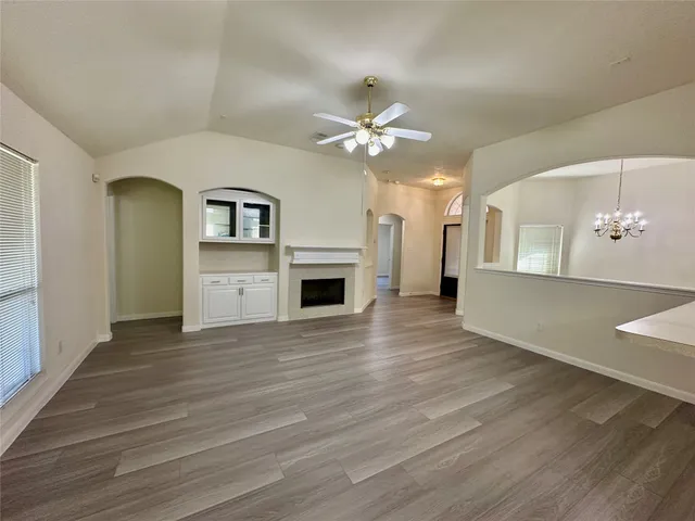 $389,000 | 15102 Millers Run Lane, Sugar Land, TX 77498