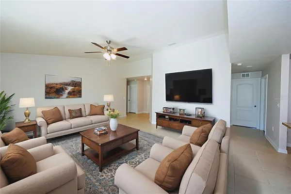 $322,500 | 1617 Orne Street, Mascotte, FL 34753