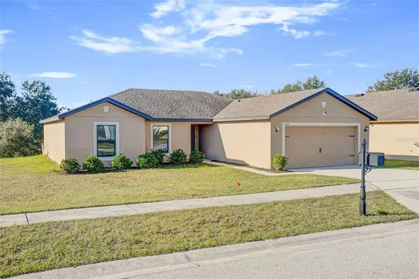 $322,500 | 1617 Orne Street, Mascotte, FL 34753