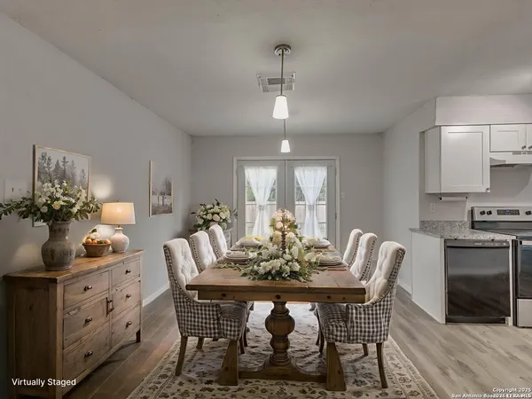 $1,800 | 12226 La Barca Street, San Antonio, TX 78233