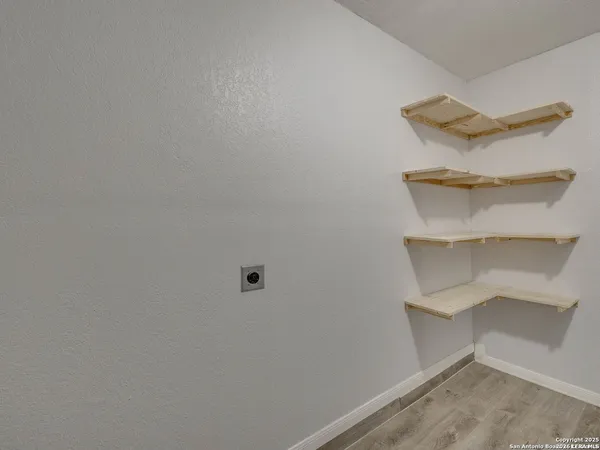 $1,800 | 12226 La Barca Street, San Antonio, TX 78233