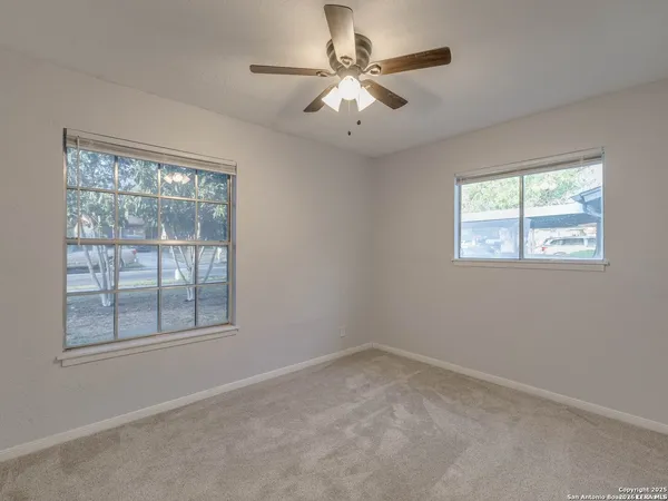 $1,800 | 12226 La Barca Street, San Antonio, TX 78233