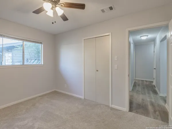 $1,800 | 12226 La Barca Street, San Antonio, TX 78233