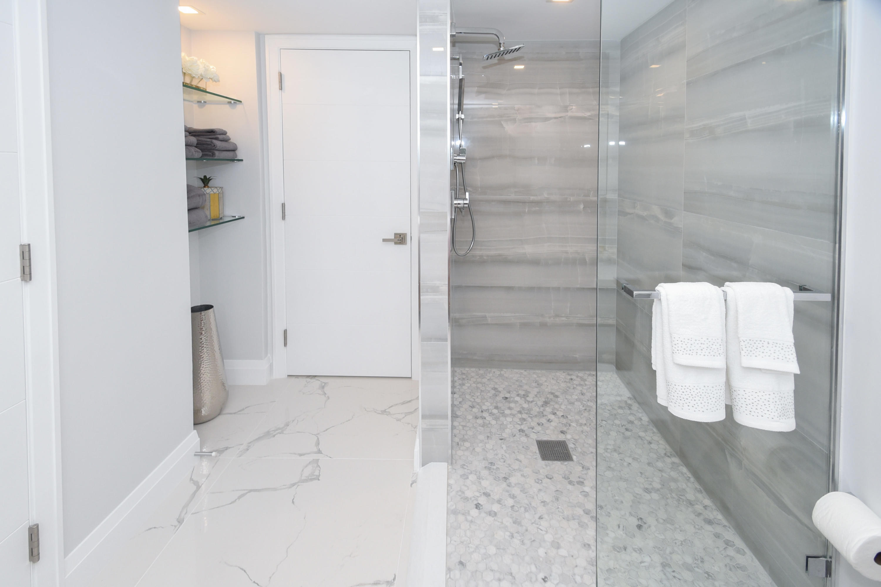 120 Southeast 5th Avenue, Unit 321 Boca Raton, FL 33432 - Photo 22 of 34 Bathroom2