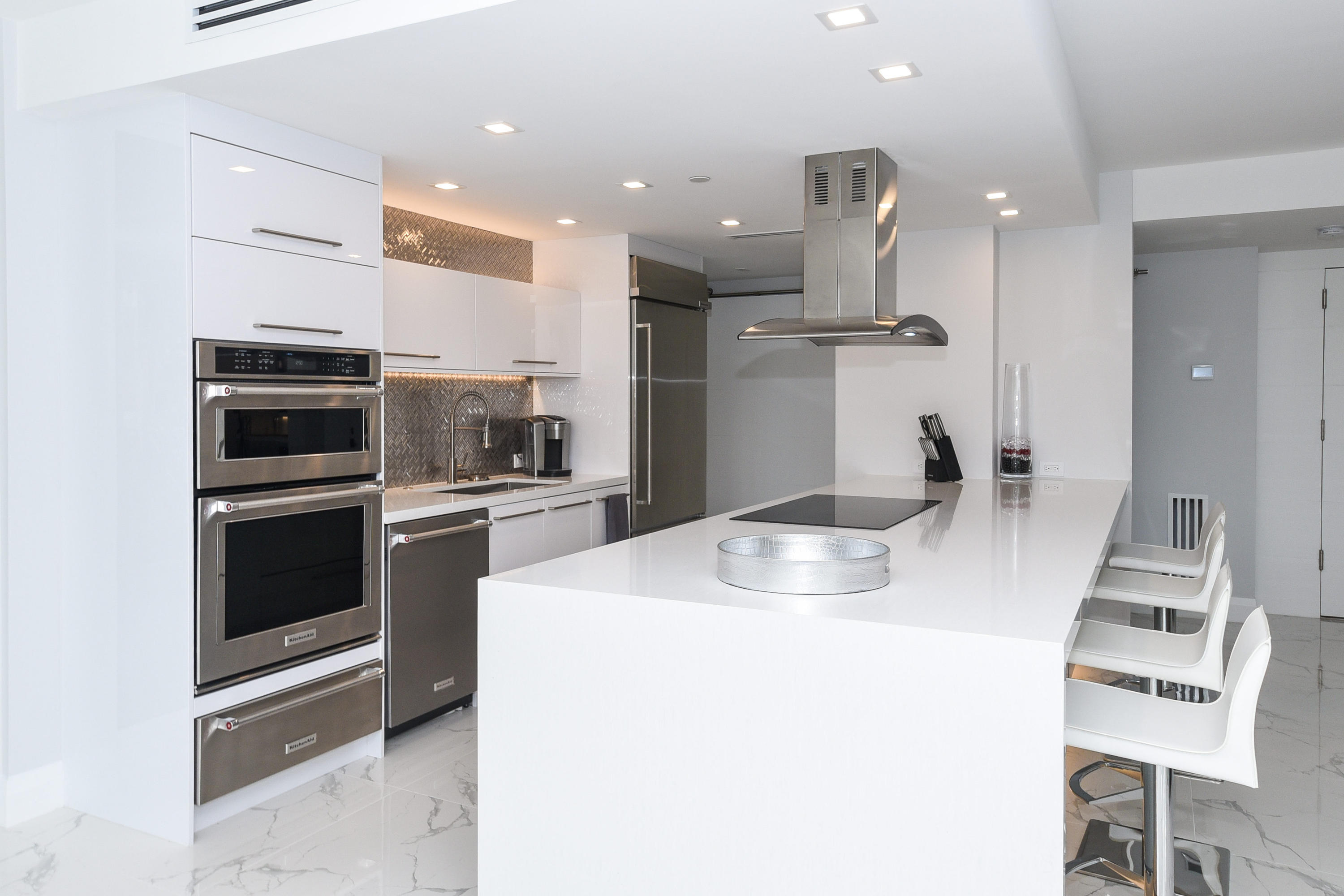 120 Southeast 5th Avenue, Unit 321 Boca Raton, FL 33432 - Photo 4 of 34 120 SE 5th Ave Boca Raton FL-print-010-1