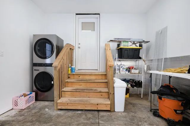 $260,000 | 10395 Peck Lake Road, Lowell, MI 49331