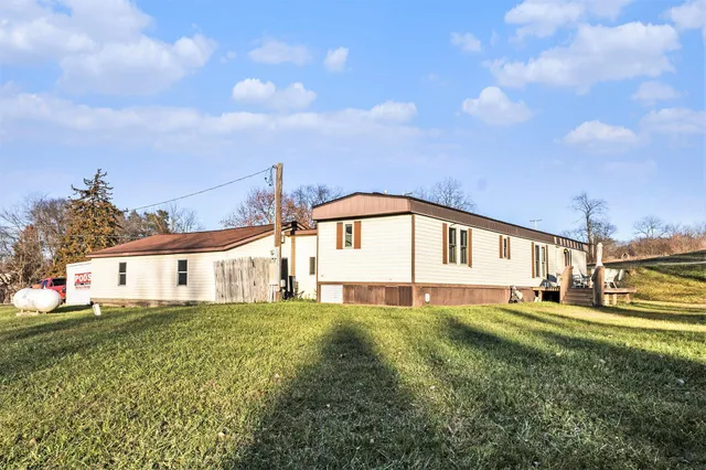 $260,000 | 10395 Peck Lake Road, Lowell, MI 49331