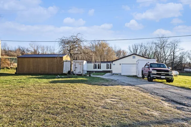 $260,000 | 10395 Peck Lake Road, Lowell, MI 49331