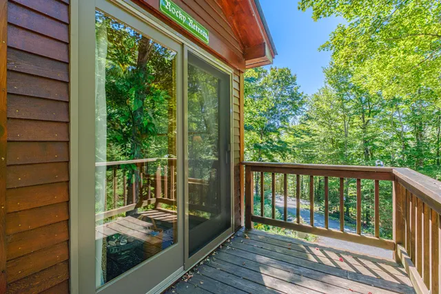 $675,000 | 390 Howard Pond Road, Hanover, ME 04237