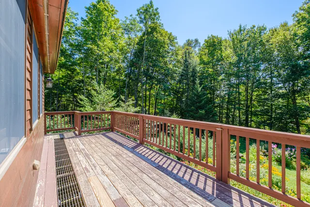 $675,000 | 390 Howard Pond Road, Hanover, ME 04237