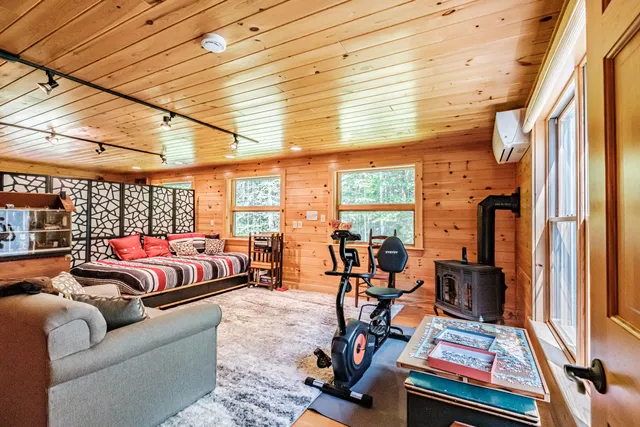 $675,000 | 390 Howard Pond Road, Hanover, ME 04237