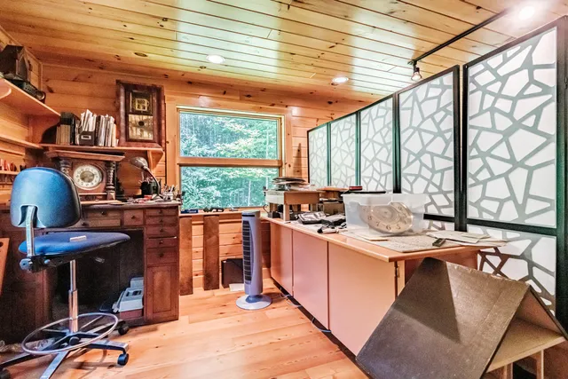 $675,000 | 390 Howard Pond Road, Hanover, ME 04237