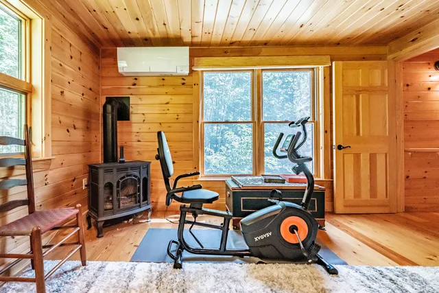 $675,000 | 390 Howard Pond Road, Hanover, ME 04237