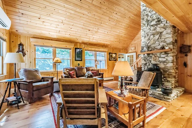 $675,000 | 390 Howard Pond Road, Hanover, ME 04237