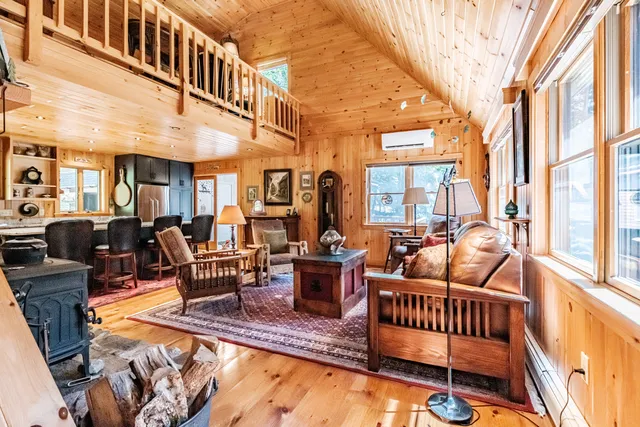 $675,000 | 390 Howard Pond Road, Hanover, ME 04237