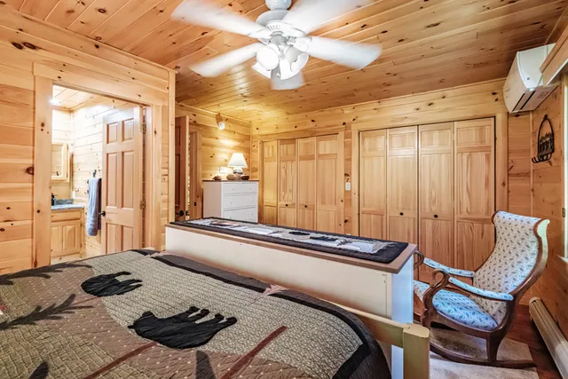 $675,000 | 390 Howard Pond Road, Hanover, ME 04237