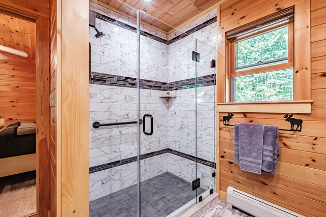 $675,000 | 390 Howard Pond Road, Hanover, ME 04237