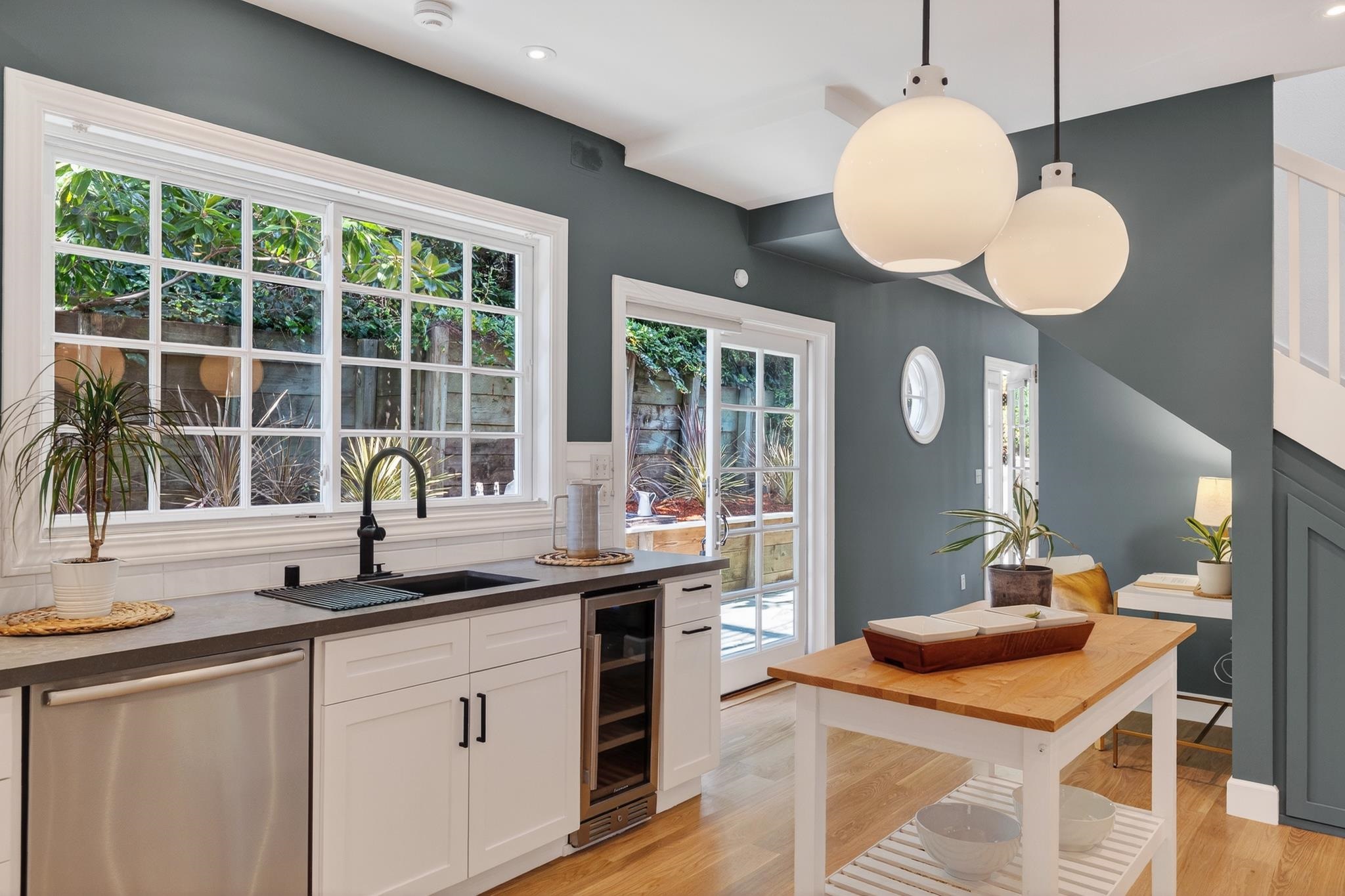 165 Cross Road Oakland, CA 94618 - Photo 28 of 60